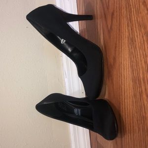 Black A.N.A heels